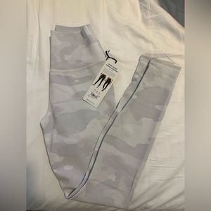 Alo Yoga leggings